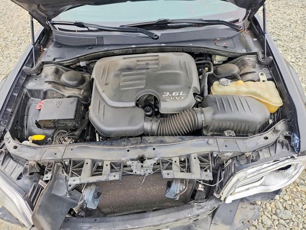 2014 CHRYSLER 300