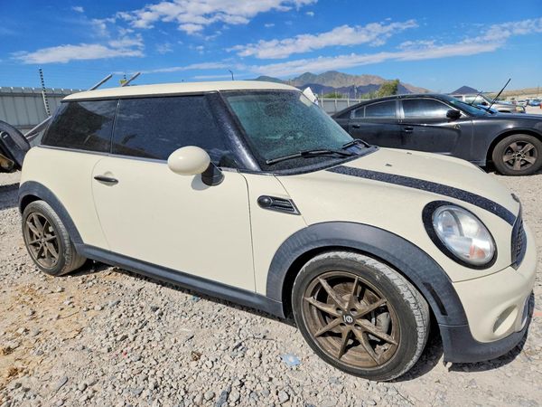2013 MINI COOPER