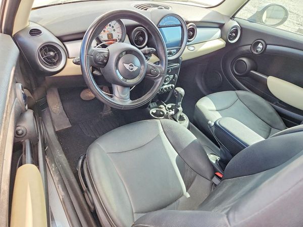 2013 MINI COOPER