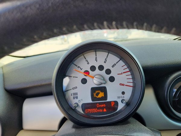 2013 MINI COOPER