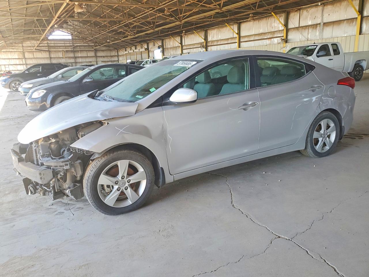 2013 HYUNDAI ELANTRA