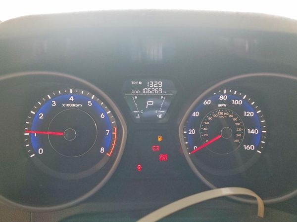 2013 HYUNDAI ELANTRA
