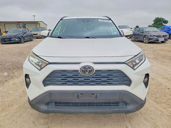 2019 TOYOTA RAV4