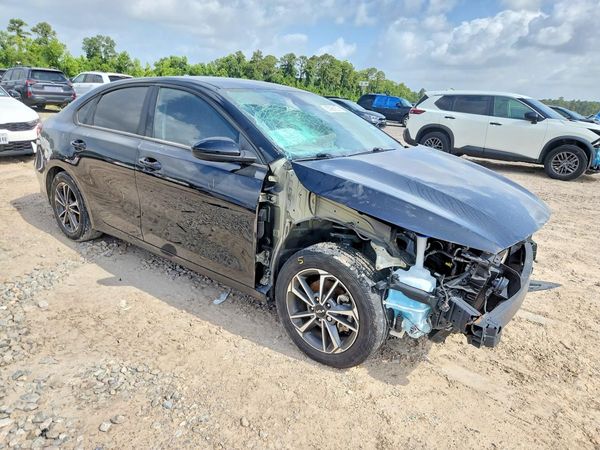 2022 KIA FORTE FE, LXS
