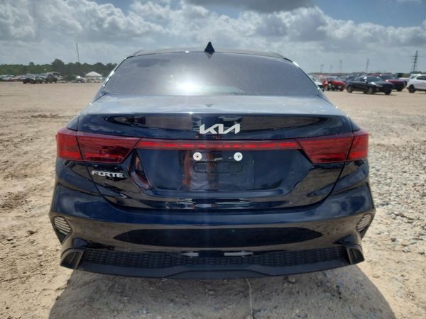 2022 KIA FORTE FE, LXS