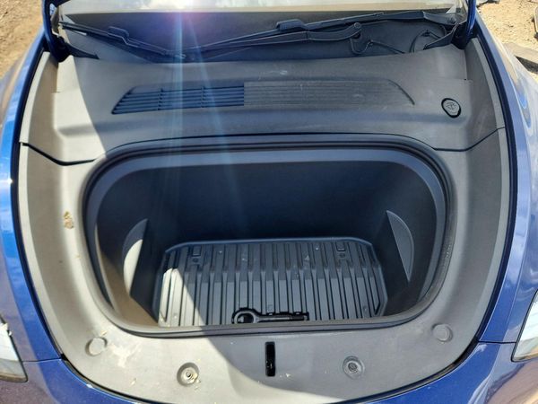 2020 TESLA MODEL Y