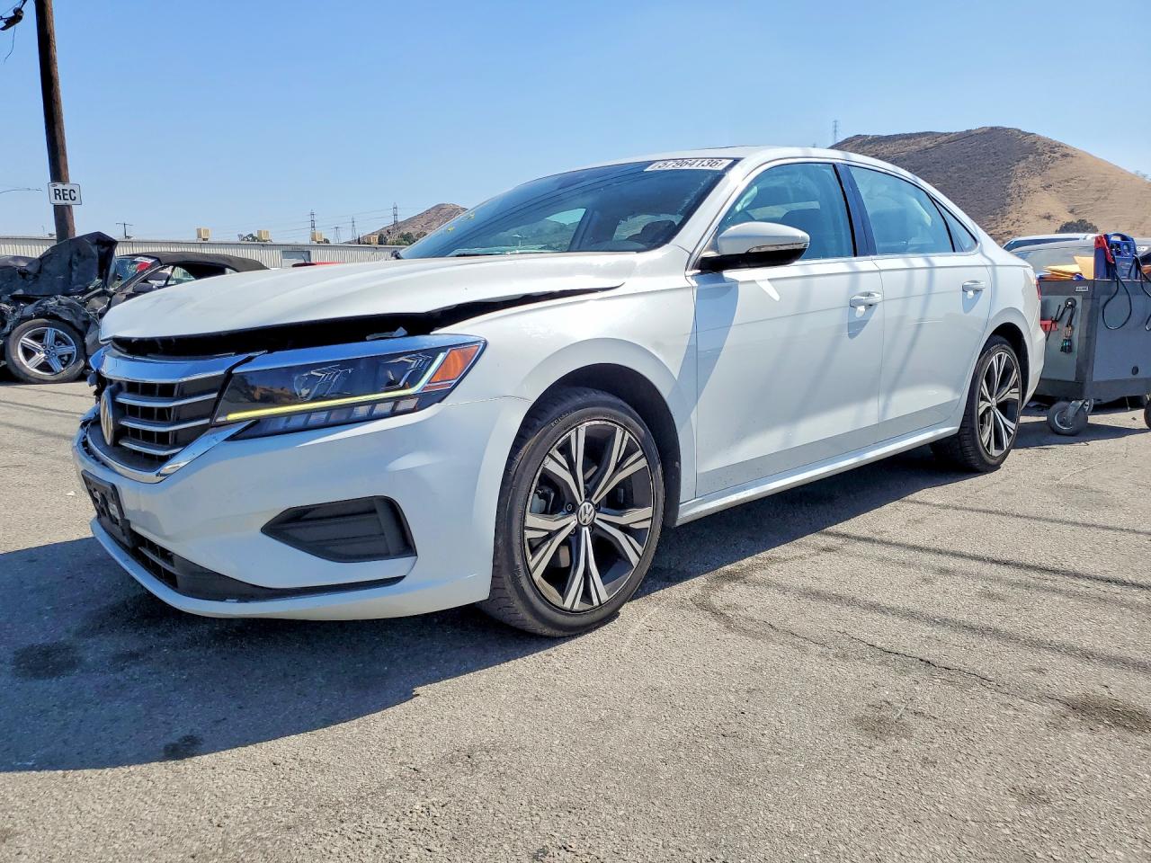 2021 VOLKSWAGEN PASSAT SE