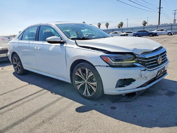 2021 VOLKSWAGEN PASSAT SE