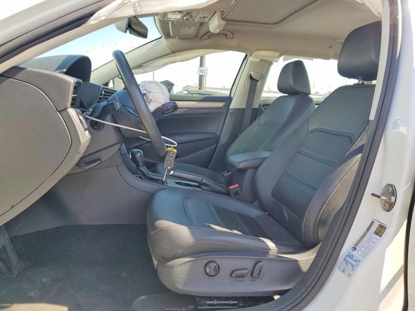 2021 VOLKSWAGEN PASSAT SE
