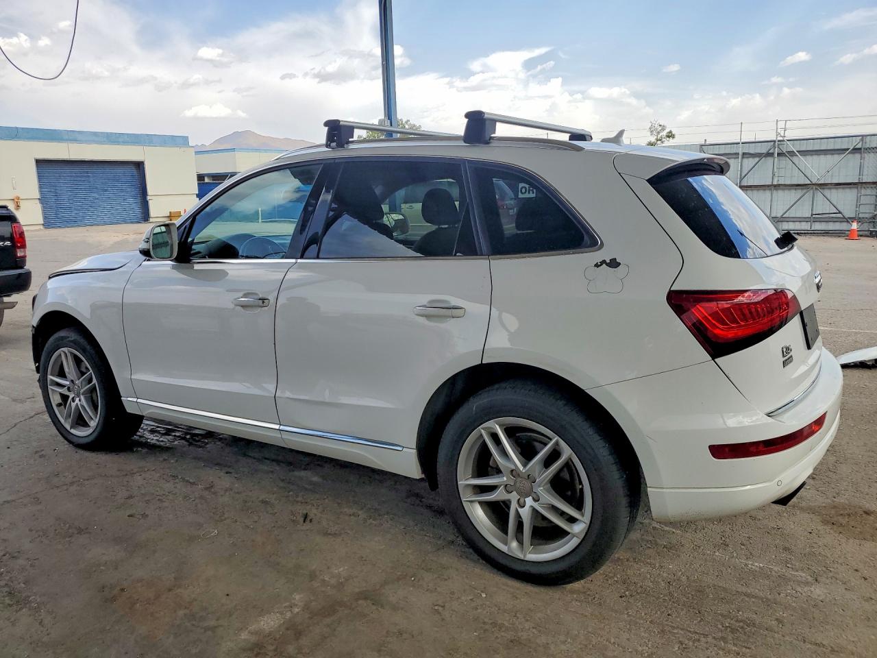 2017 AUDI Q5 quattro Premium