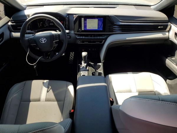 2026 TOYOTA CAMRY