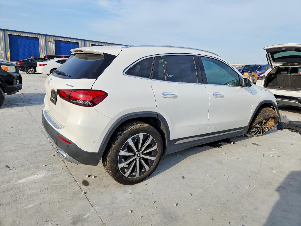 2023 MERCEDES-BENZ GLA GLA250 4MATIC