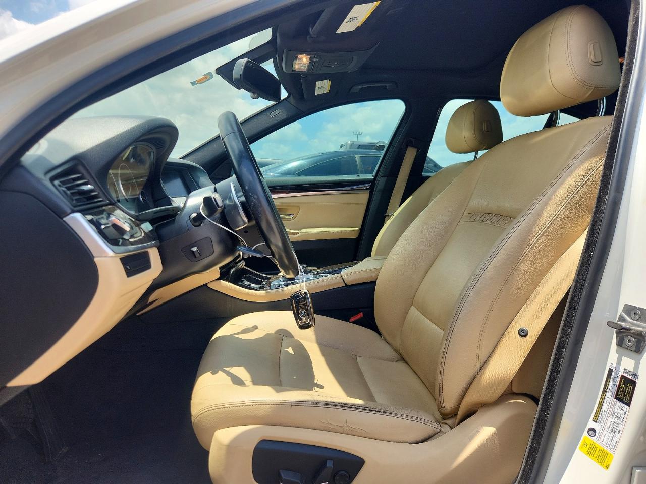 2016 BMW 528