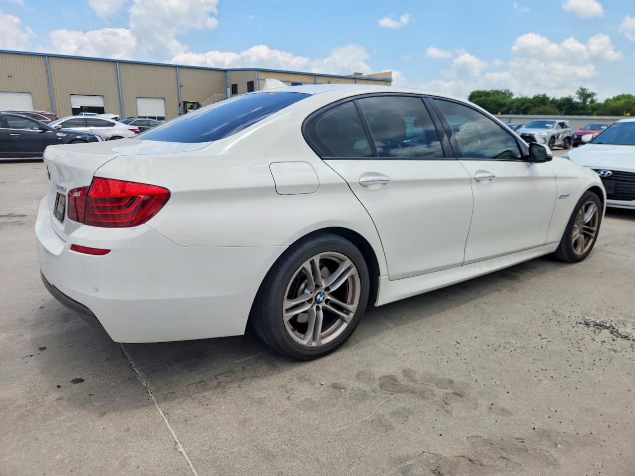 2016 BMW 528