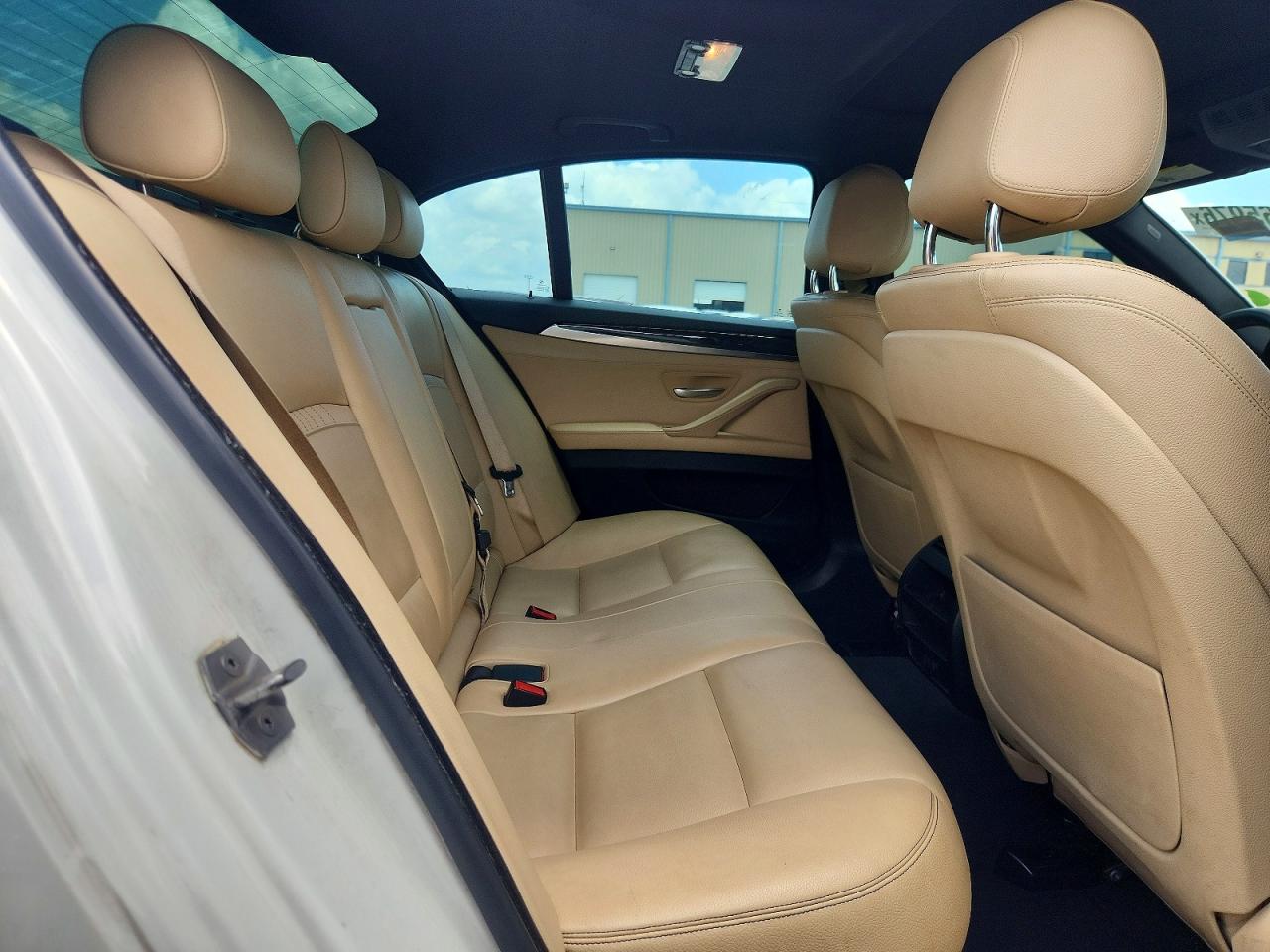 2016 BMW 528