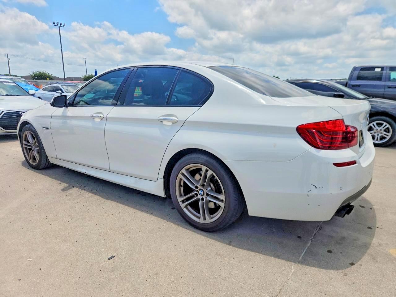 2016 BMW 528