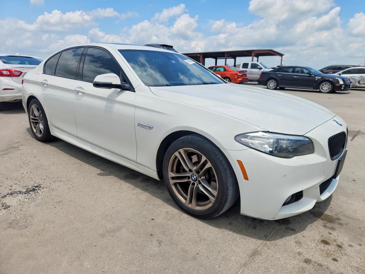 2016 BMW 528
