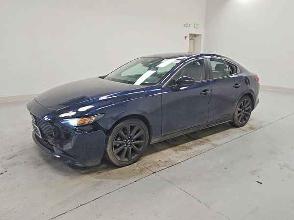 2024 MAZDA MAZDA3 — DSFA — Front 3/4