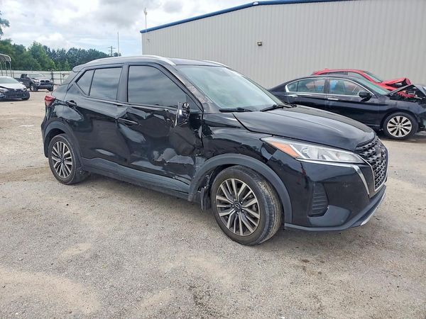 2022 NISSAN KICKS SV