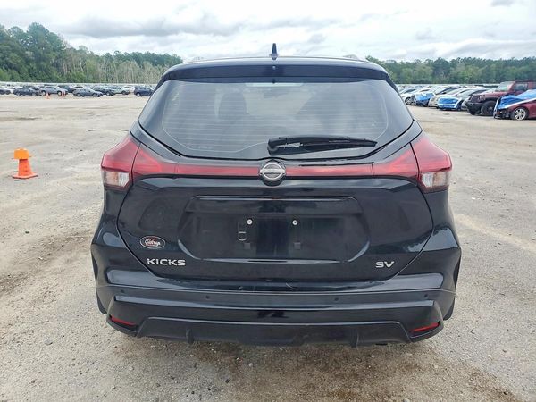 2022 NISSAN KICKS SV