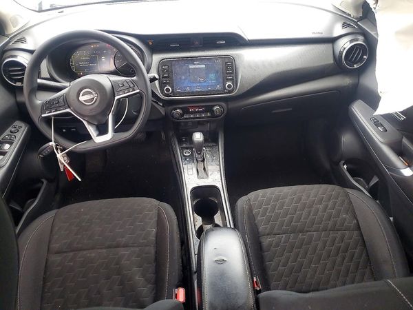 2022 NISSAN KICKS SV