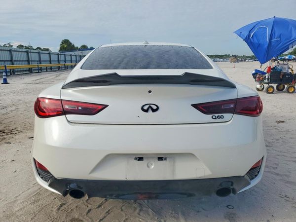 2018 INFINITI Q60