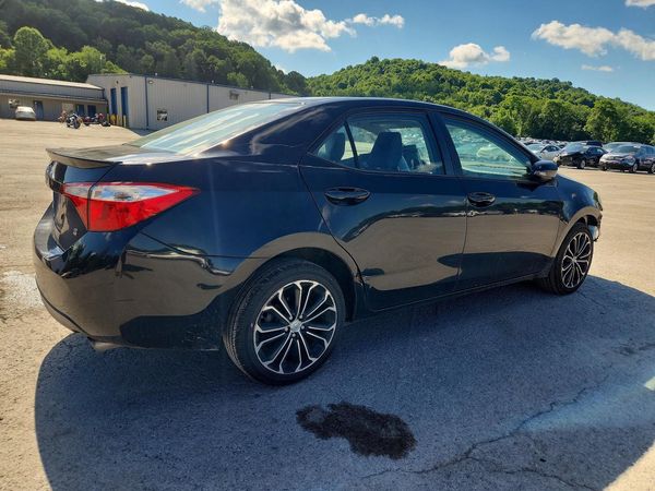 2016 TOYOTA COROLLA