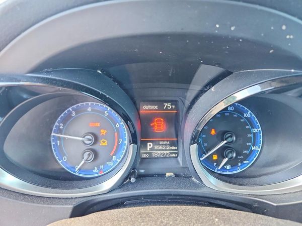 2016 TOYOTA COROLLA