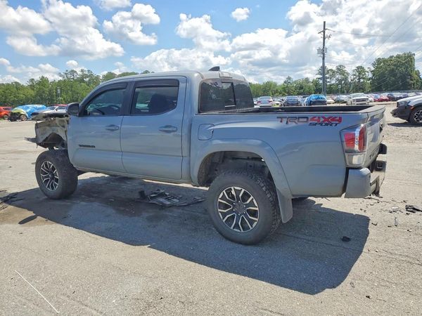 2020 TOYOTA TACOMA SR5