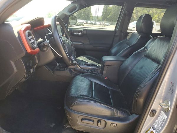 2020 TOYOTA TACOMA SR5
