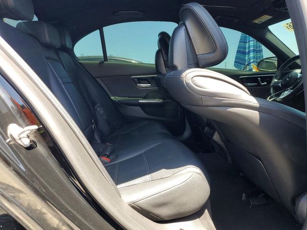 2022 MERCEDES-BENZ C C300