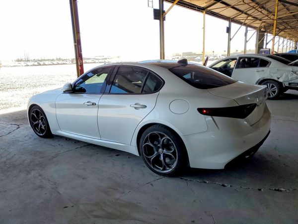 2017 ALFA ROMEO GIULIA TI RWD