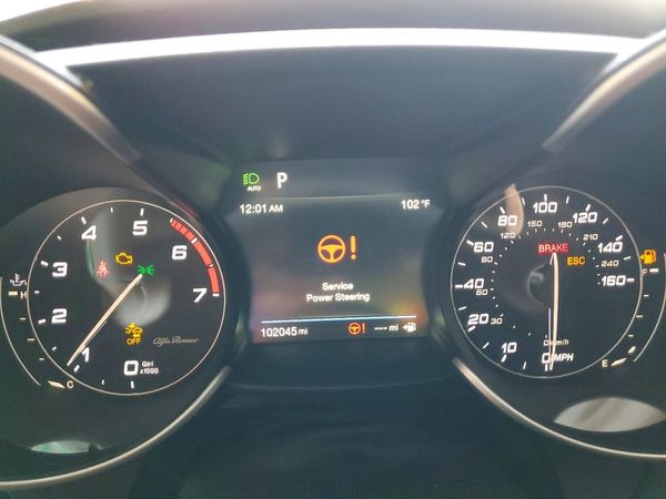 2017 ALFA ROMEO GIULIA TI RWD