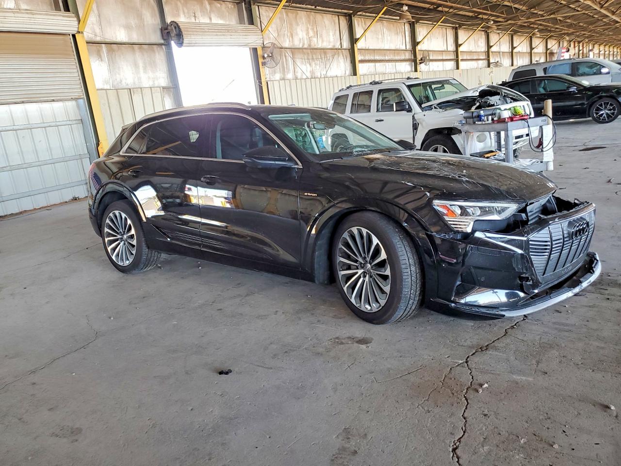 2019 AUDI E-TRON e-tron quattro Prestige