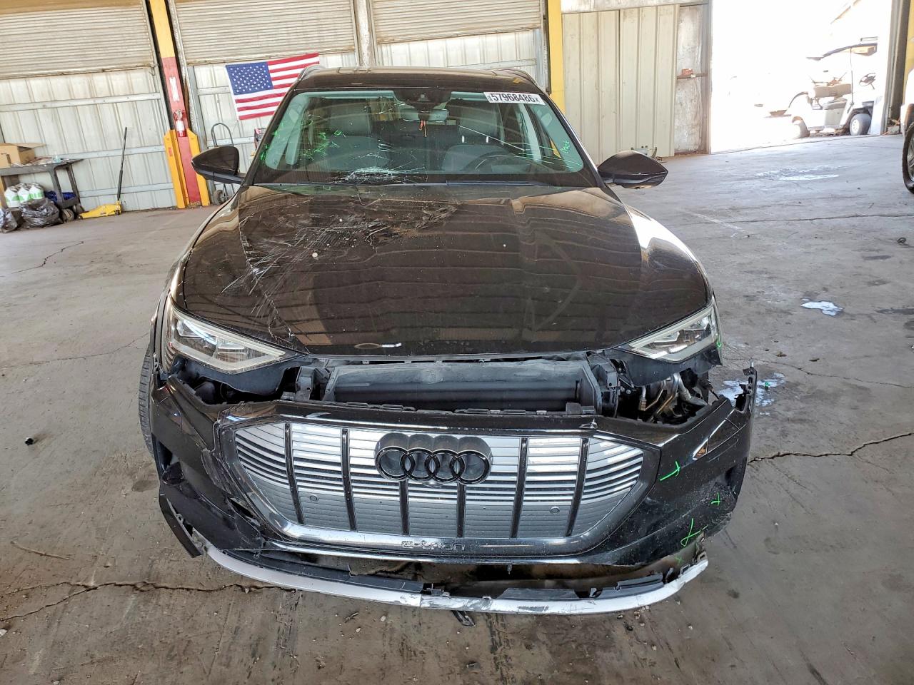 2019 AUDI E-TRON e-tron quattro Prestige