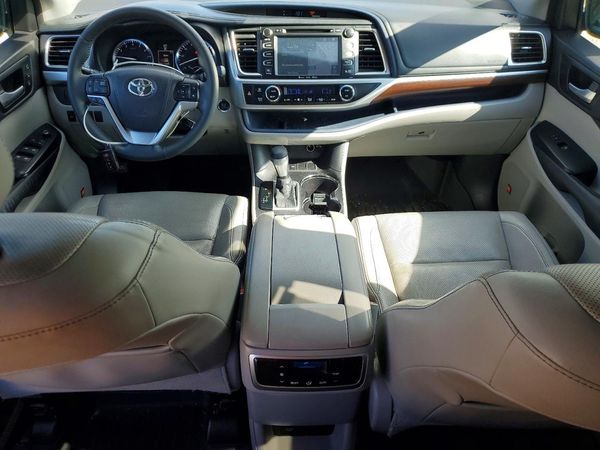 2016 TOYOTA HIGHLANDER Base/Hybrid