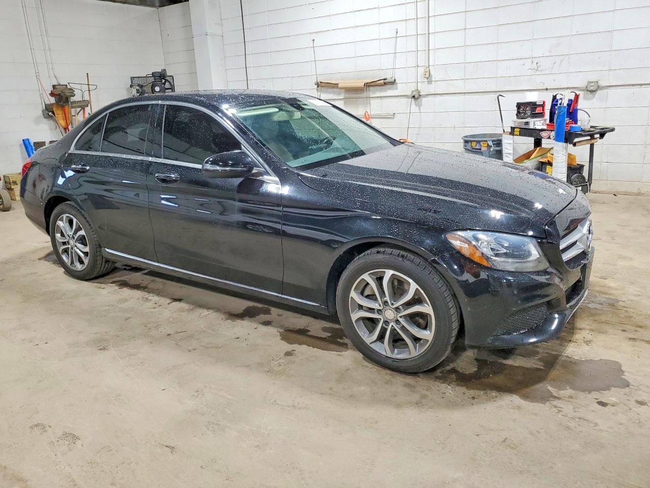 2016 MERCEDES-BENZ C300 4 MAT C300-4M