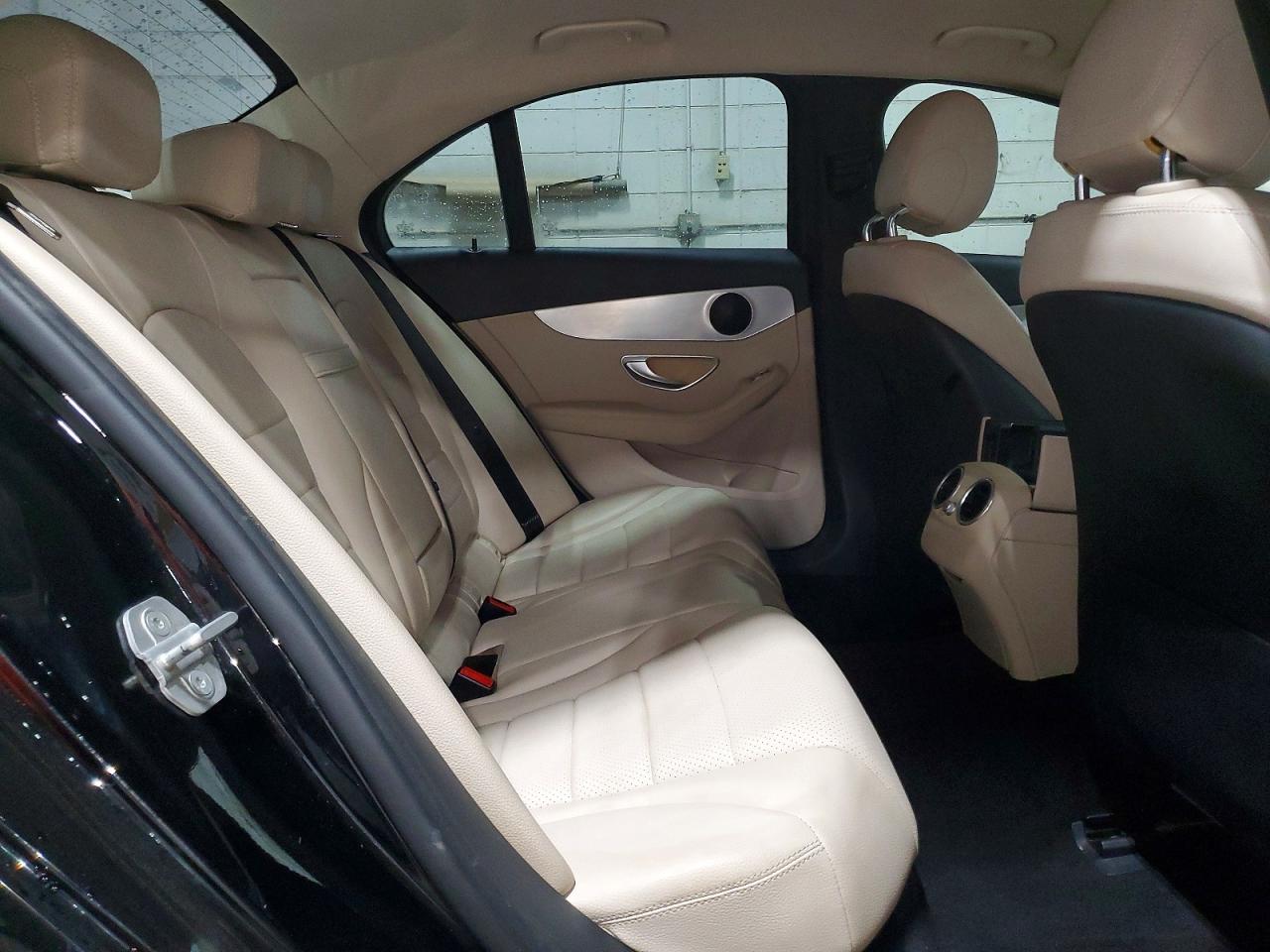2016 MERCEDES-BENZ C300 4 MAT C300-4M