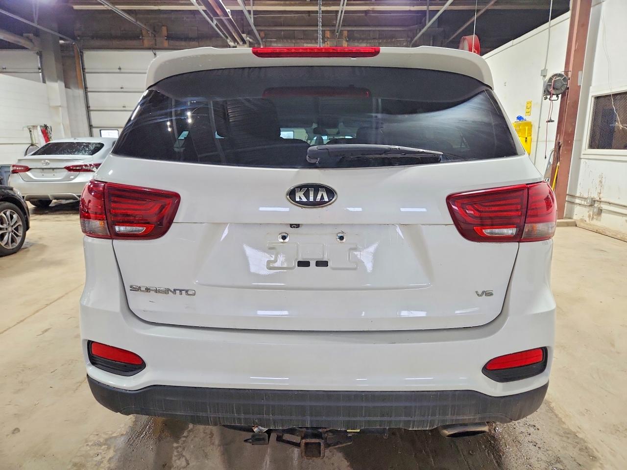 2019 KIA SORENTO L, LX, S