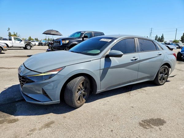 2021 HYUNDAI ELANTRA Blue