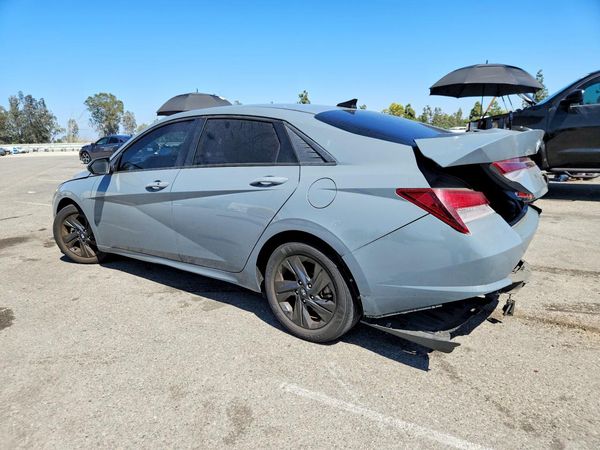 2021 HYUNDAI ELANTRA Blue