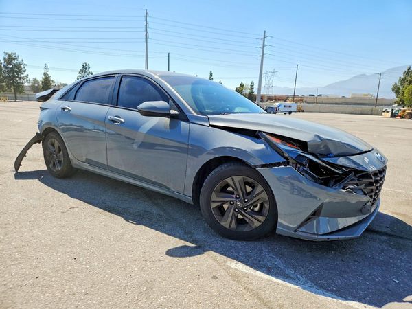 2021 HYUNDAI ELANTRA Blue