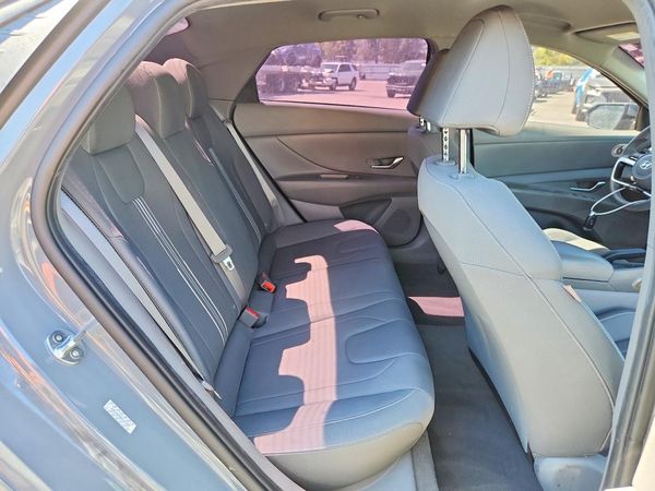 2021 HYUNDAI ELANTRA Blue