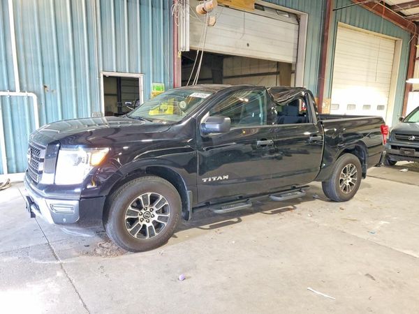 2023 NISSAN TITAN Crew Cab