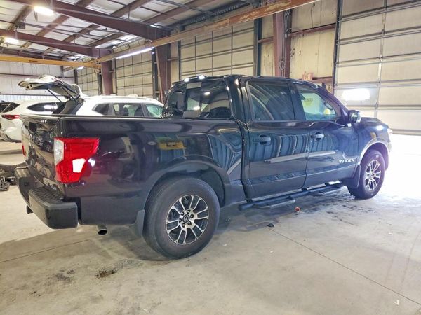 2023 NISSAN TITAN Crew Cab