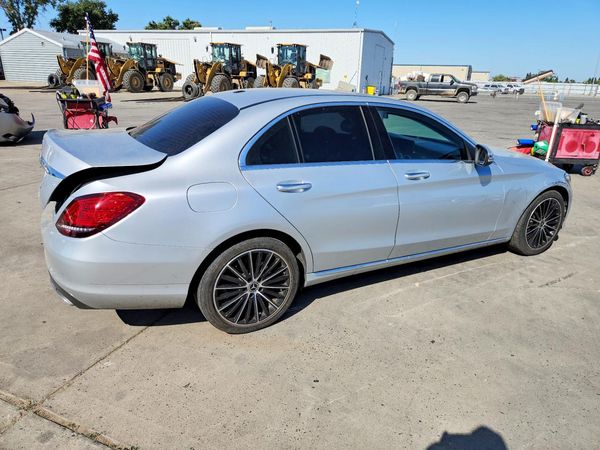2021 MERCEDES-BENZ C