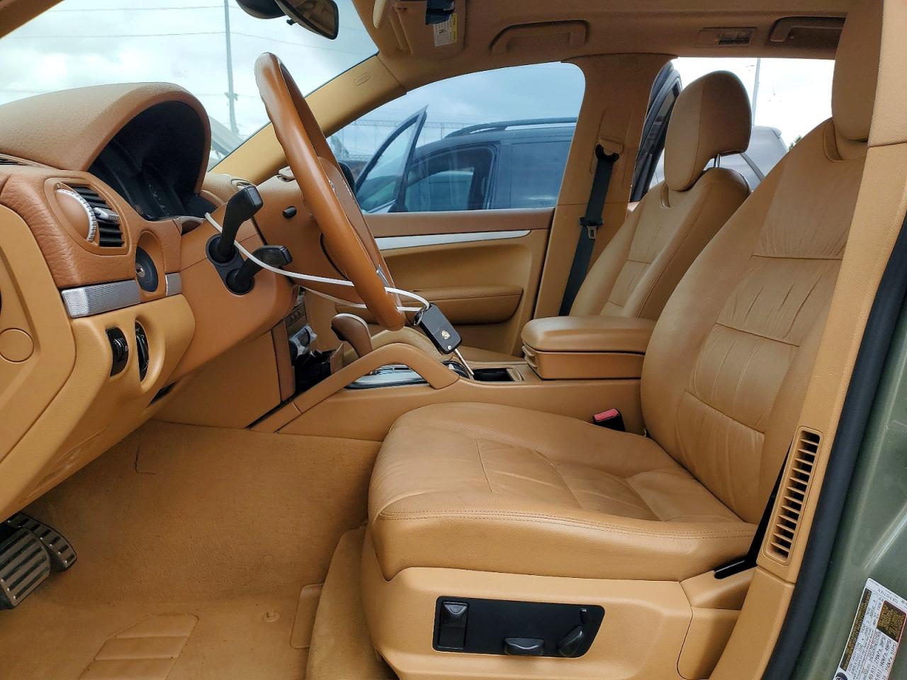 2010 PORSCHE CAYENNE