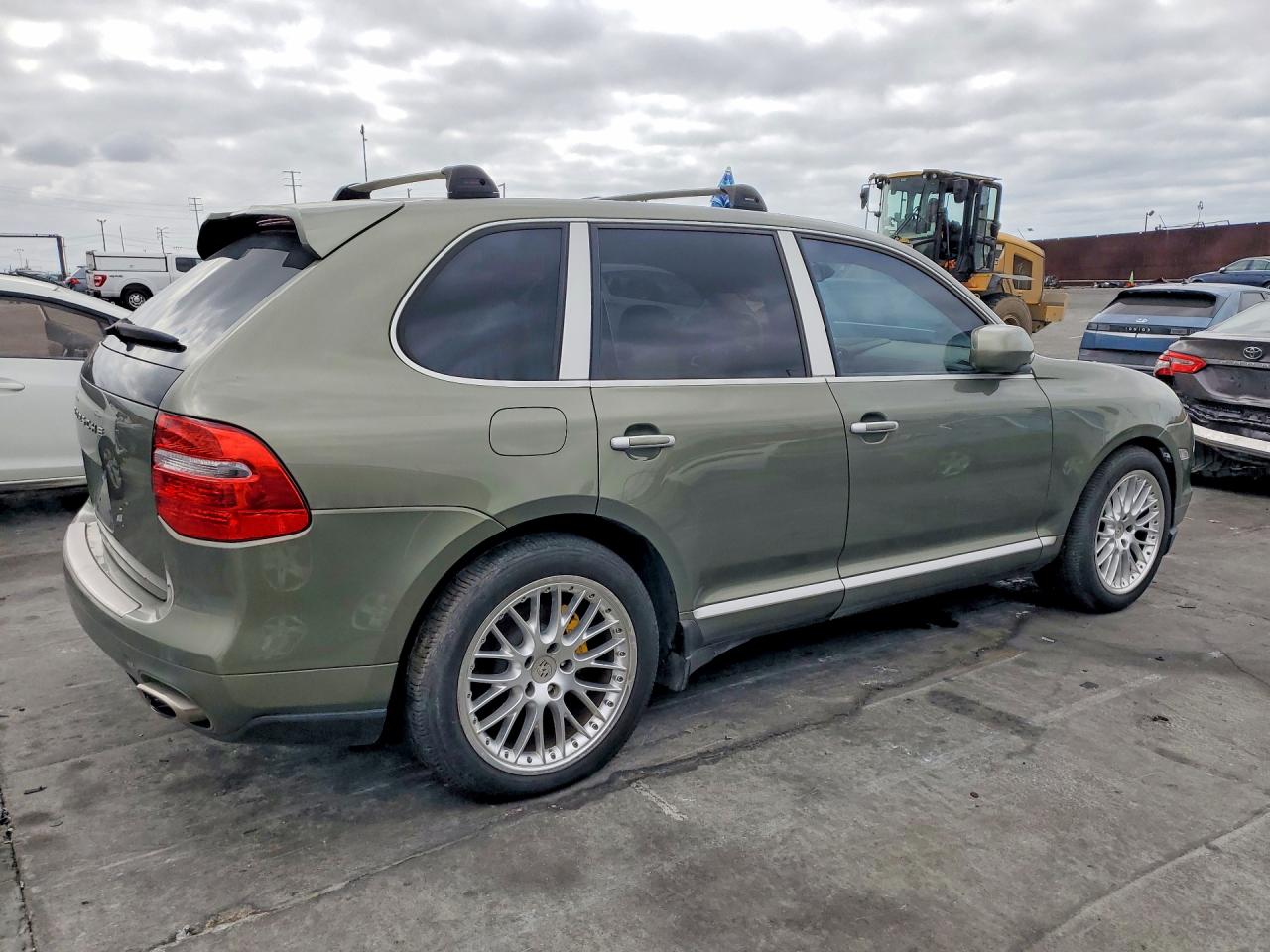 2010 PORSCHE CAYENNE