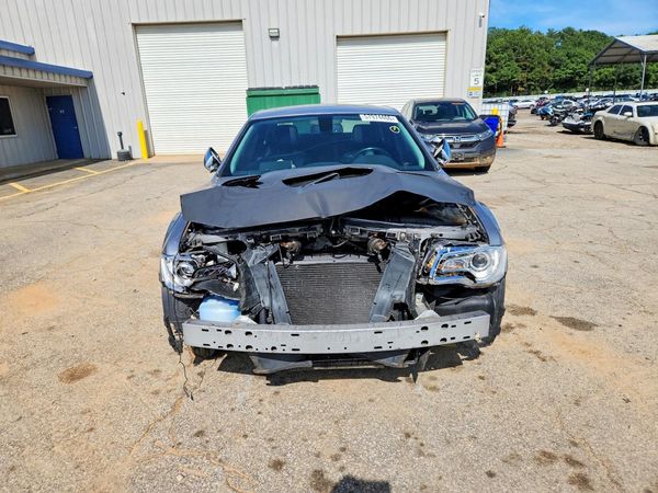 2017 CHRYSLER 300 300C