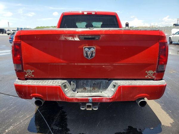 2015 RAM 1500 ST